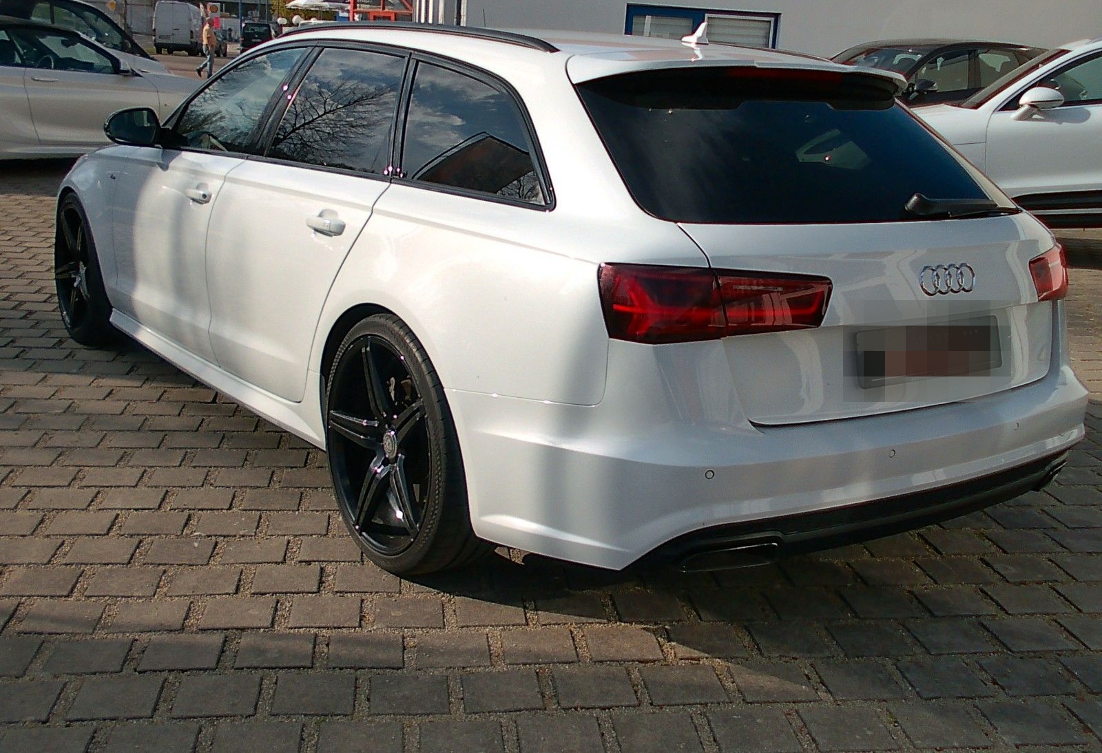 Audi A6 Avant 3.0 TDI quattro S-Line foto 5