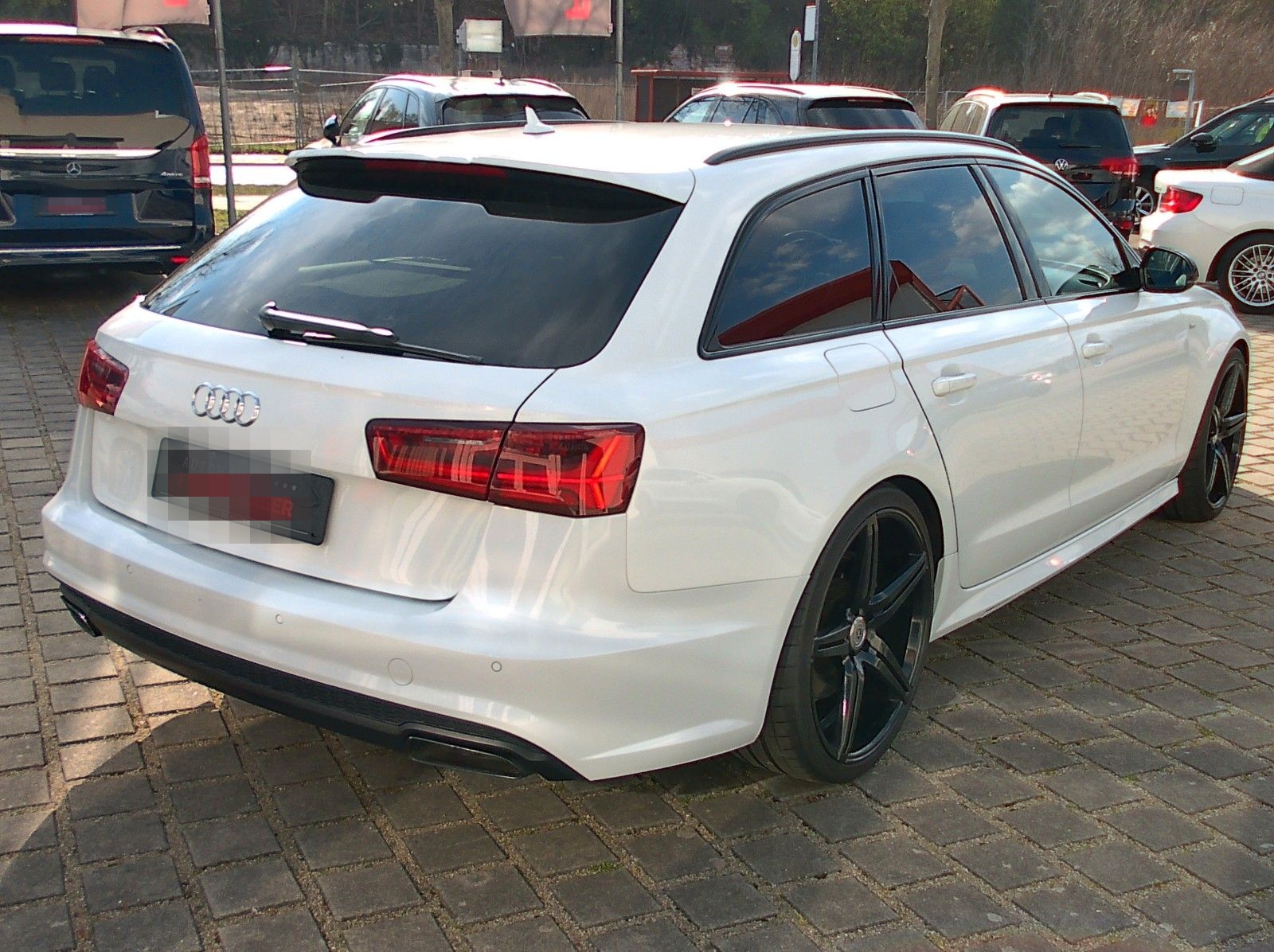 Audi A6 Avant 3.0 TDI quattro S-Line foto 7