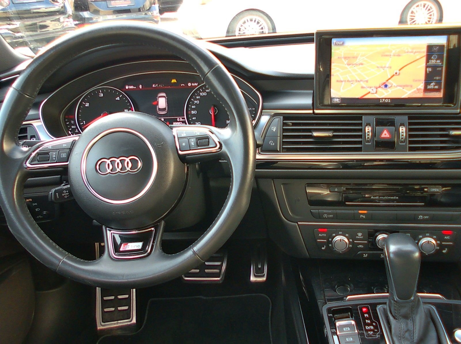 Audi A6 Avant 3.0 TDI quattro S-Line foto 8