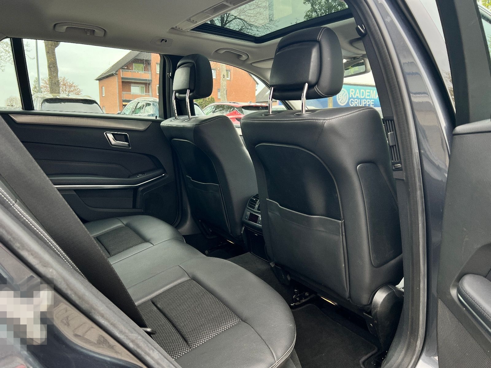 Mercedes-Benz E 220 CDI, Aut., LED, 360° Kamera, Scheckheft MB foto 14