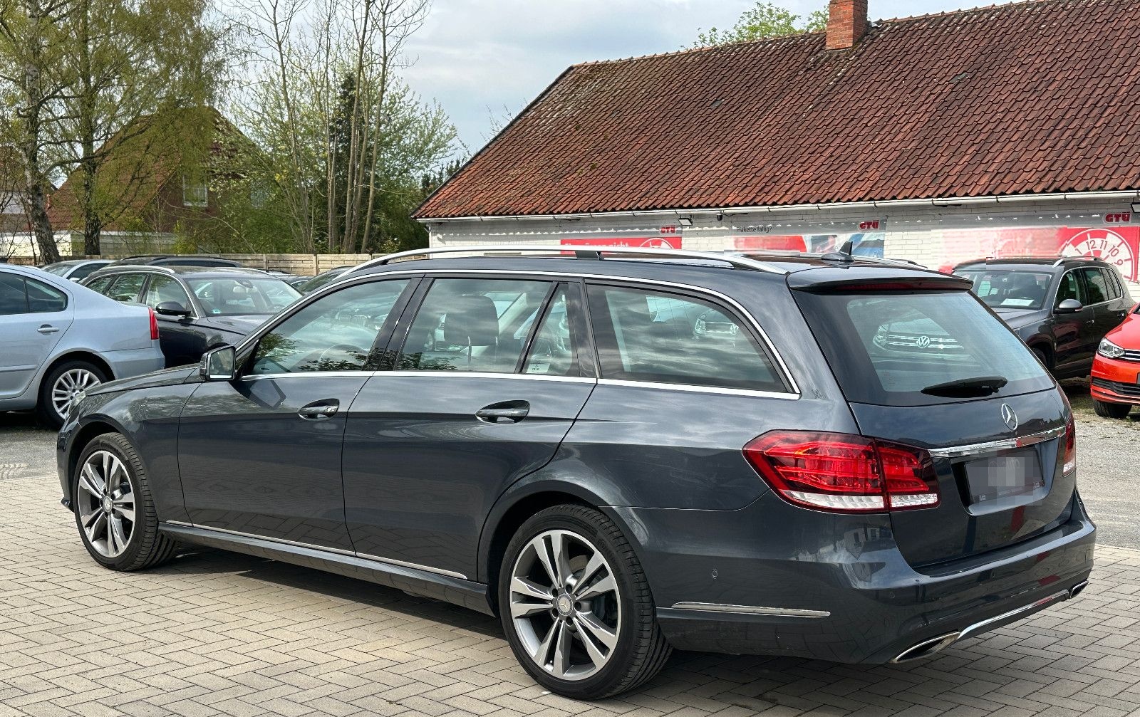 Mercedes-Benz E 220 CDI, Aut., LED, 360° Kamera, Scheckheft MB foto 3