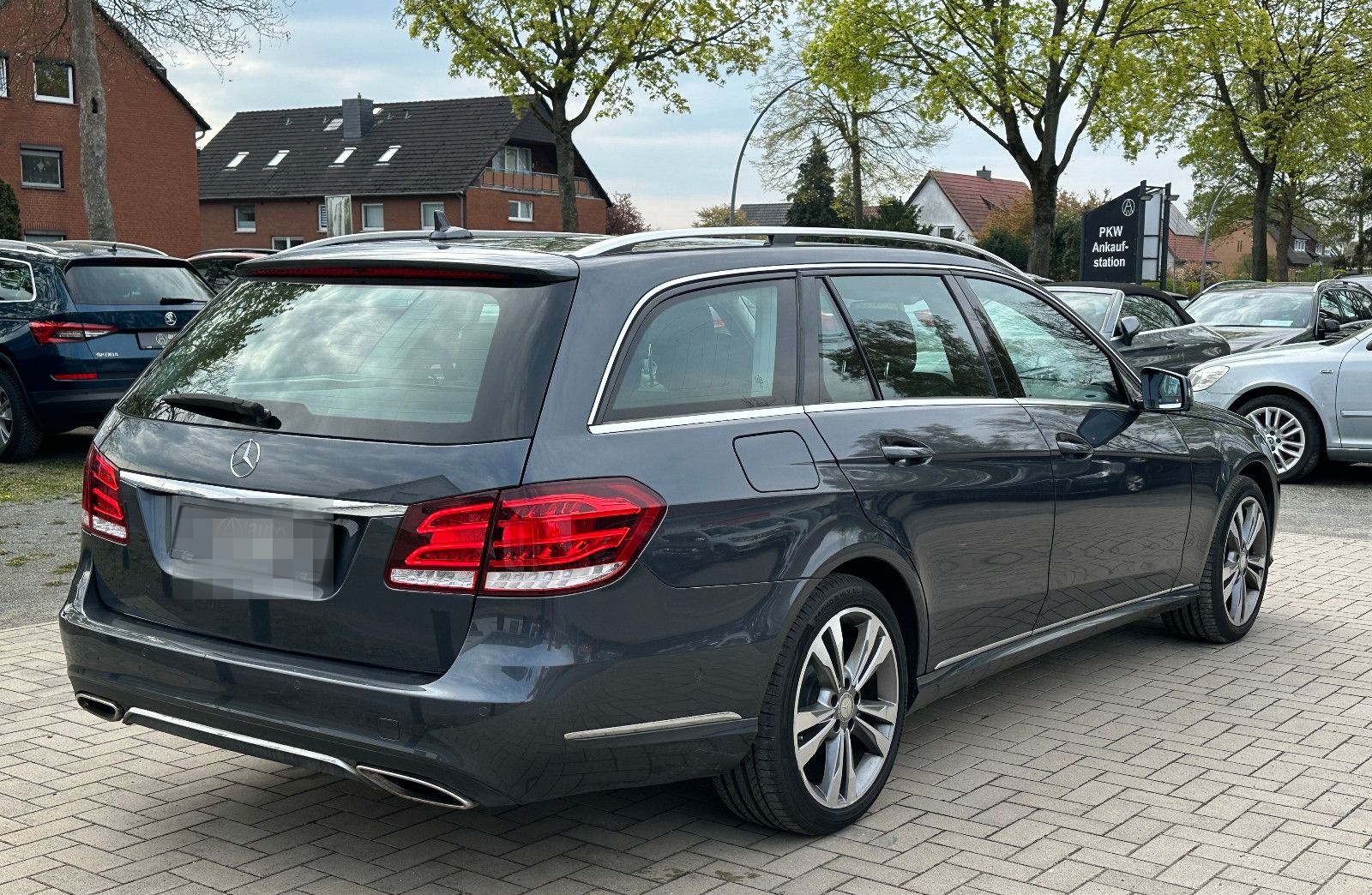 Mercedes-Benz E 220 CDI, Aut., LED, 360° Kamera, Scheckheft MB foto 5