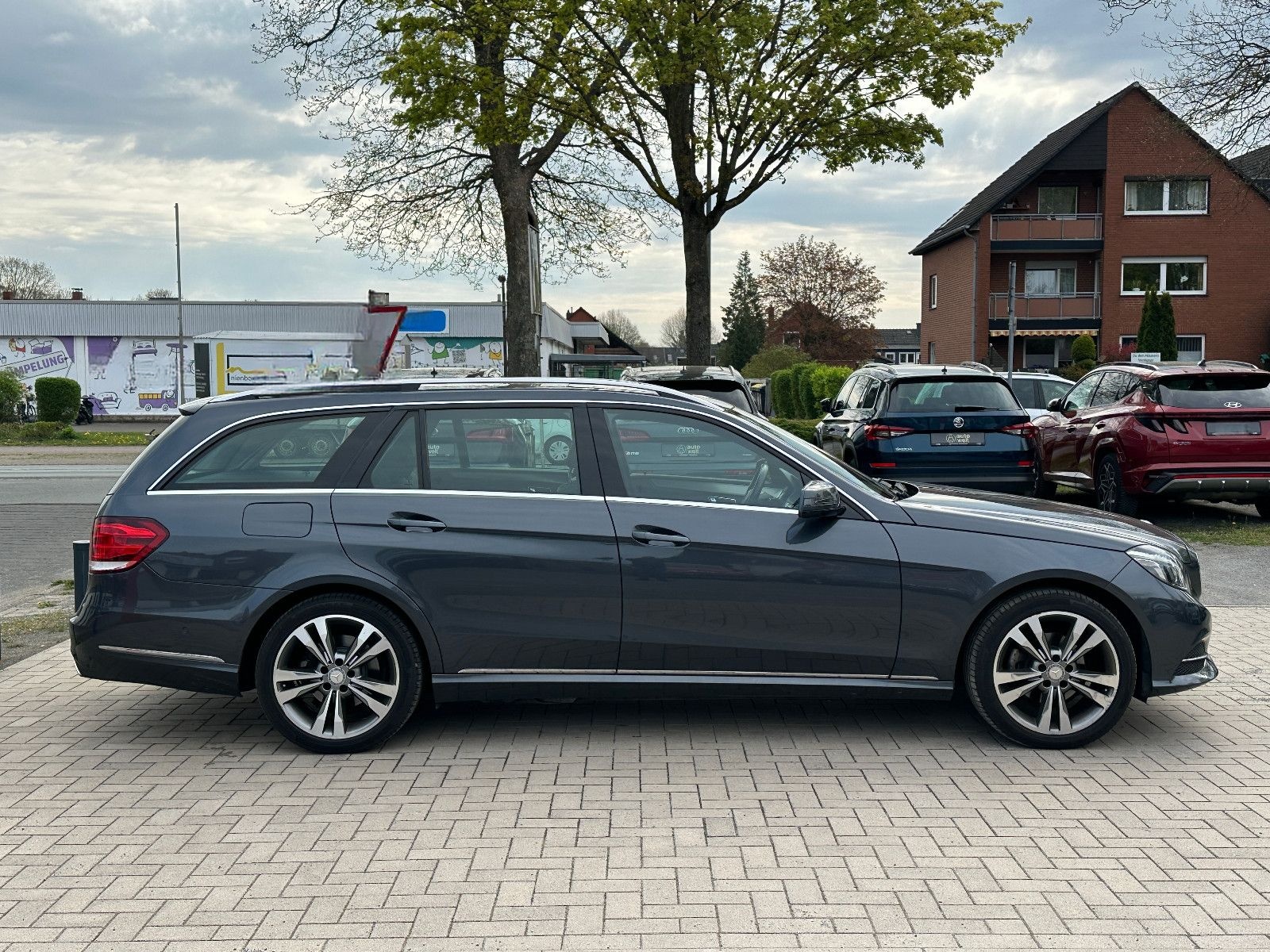 Mercedes-Benz E 220 CDI, Aut., LED, 360° Kamera, Scheckheft MB foto 6