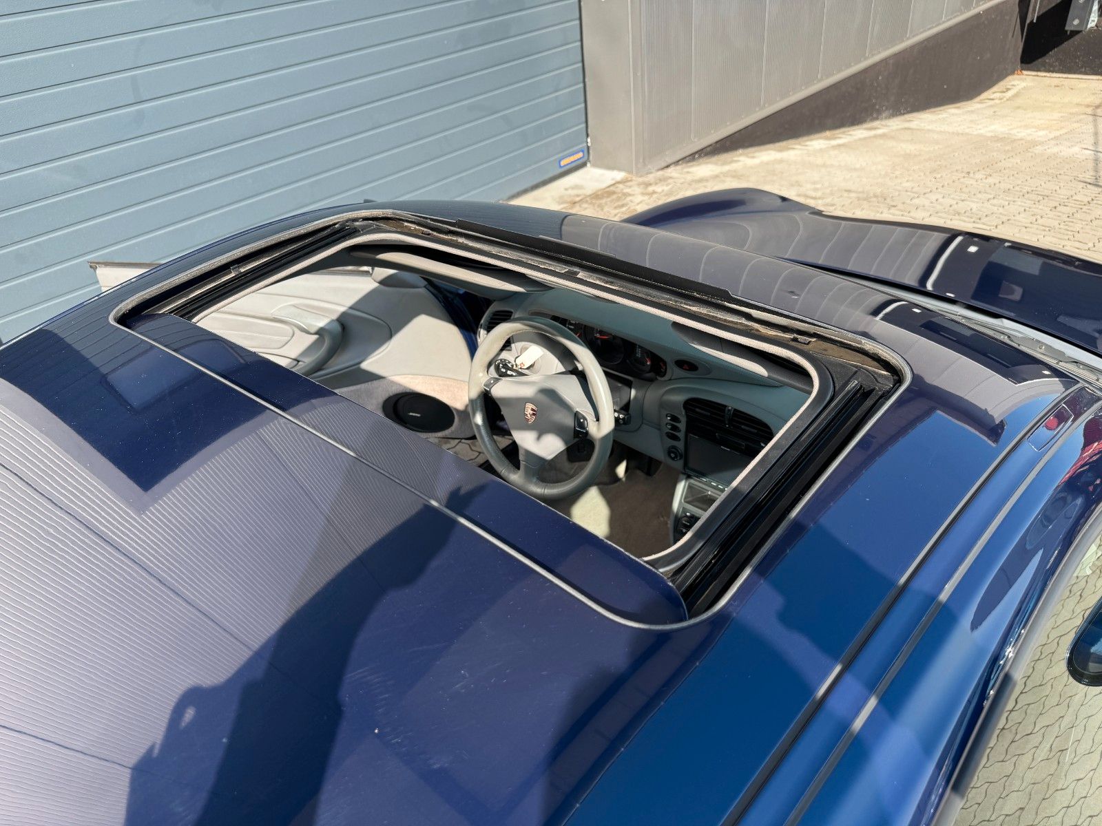 Porsche 996 Carrera 4S Coupé/Bose/Schiebedach/ElektrSitz foto 18