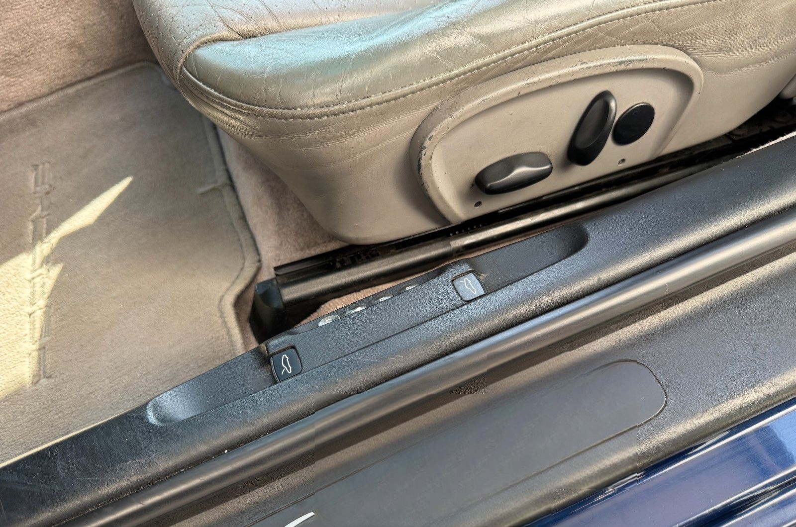 Porsche 996 Carrera 4S Coupé/Bose/Schiebedach/ElektrSitz foto 25