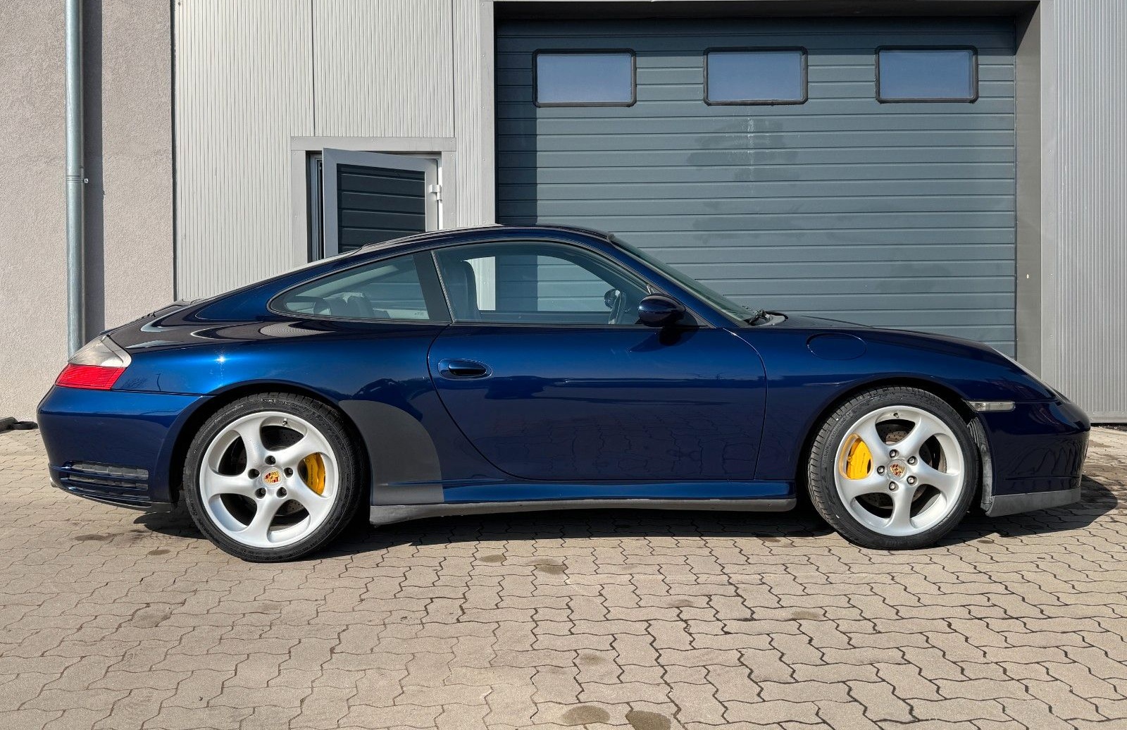 Porsche 996 Carrera 4S Coupé/Bose/Schiebedach/ElektrSitz foto 8