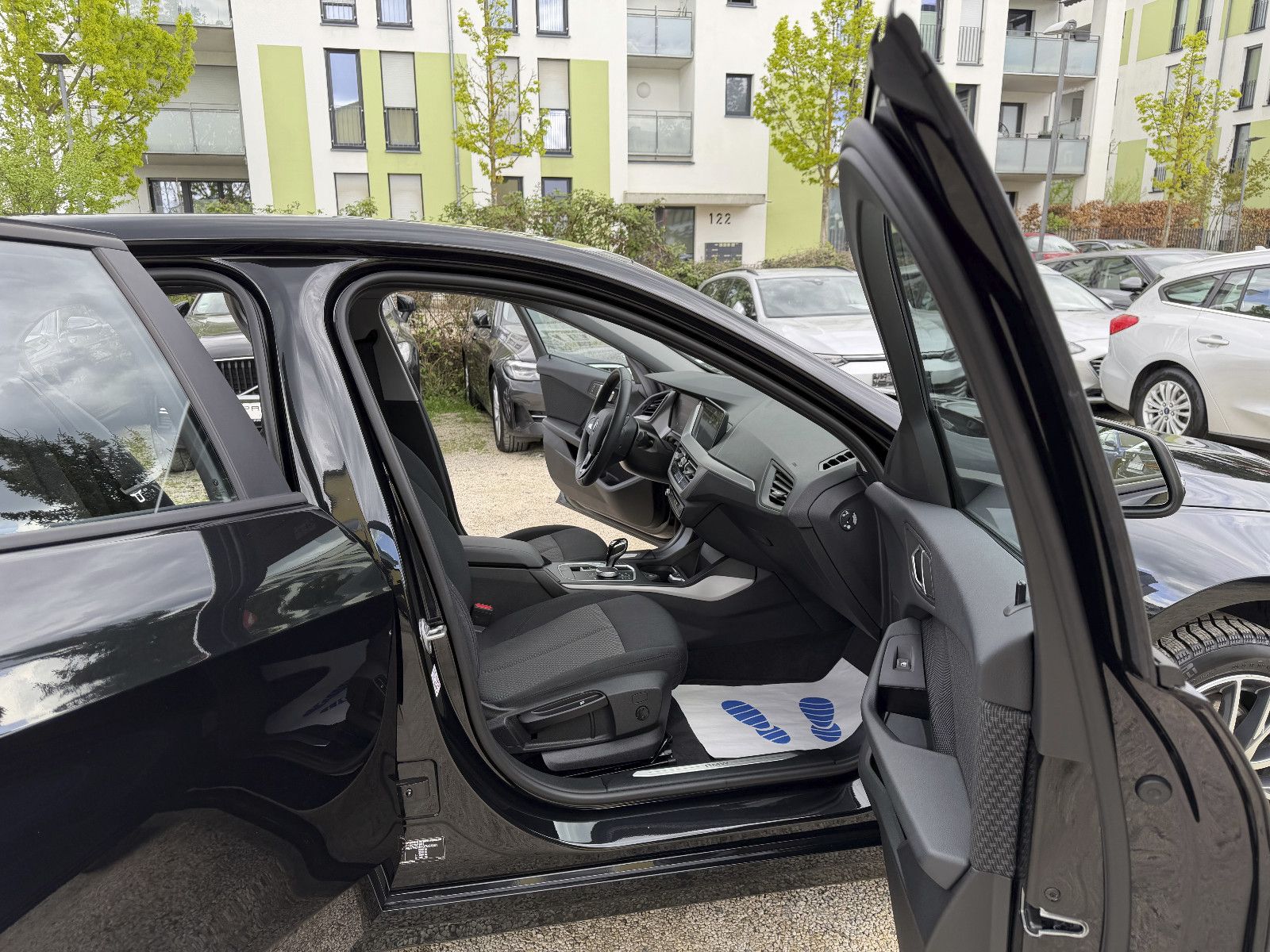 BMW 120 d Advantage Aut. LED+VIRTUAL+TOTWINKEL+SPUR. foto 12