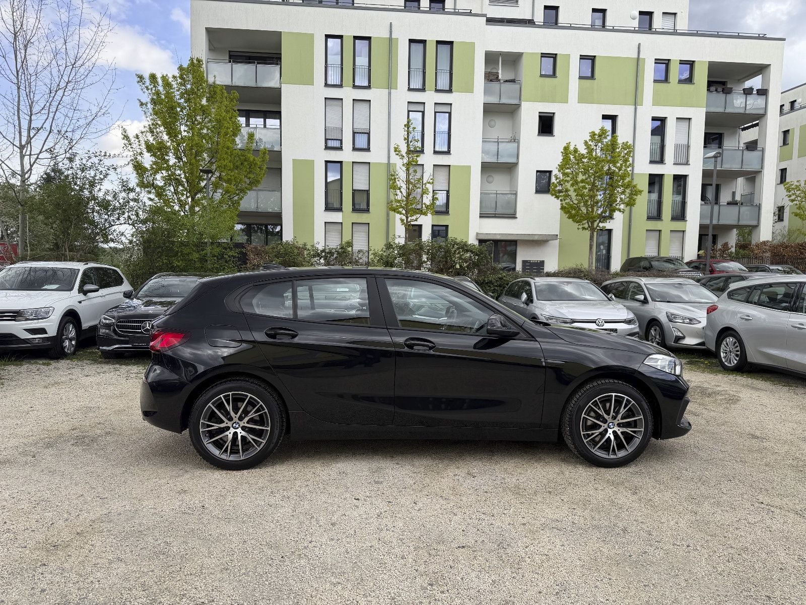 BMW 120 d Advantage Aut. LED+VIRTUAL+TOTWINKEL+SPUR. foto 6