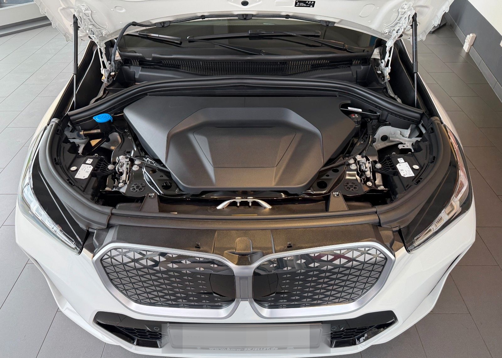 BMW iX1 30 xDr. M SPORT ACC+PANO+AHK+HARM+KOMF+AL foto 12