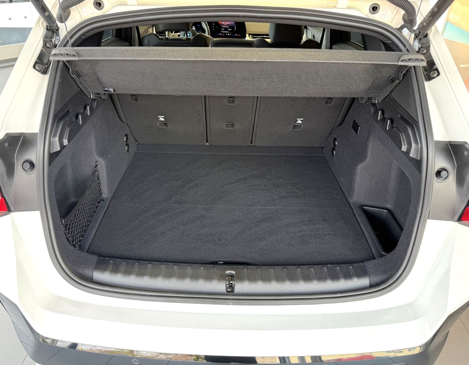 BMW iX1 30 xDr. M SPORT ACC+PANO+AHK+HARM+KOMF+AL foto 14