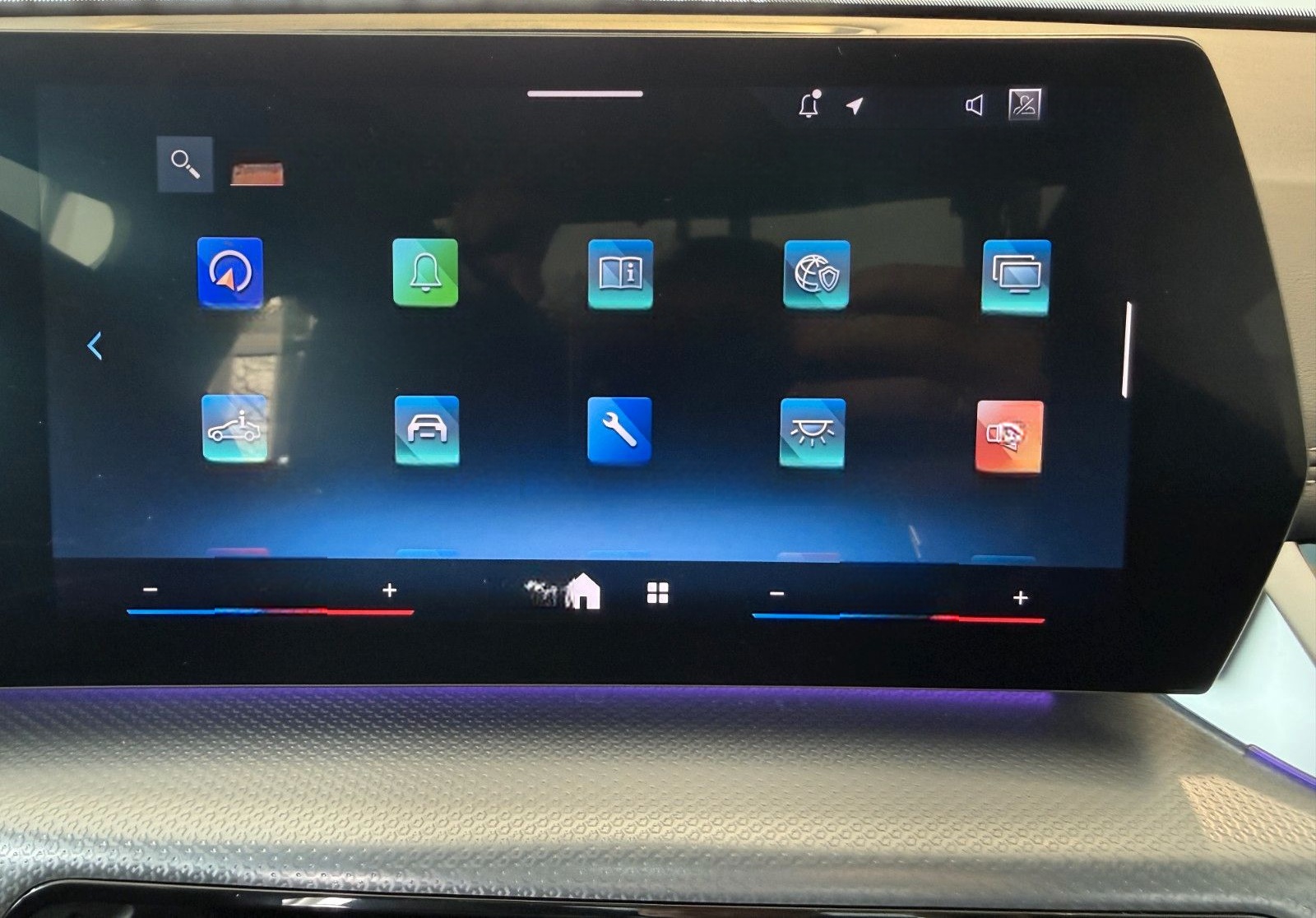 BMW iX1 30 xDr. M SPORT ACC+PANO+AHK+HARM+KOMF+AL foto 20