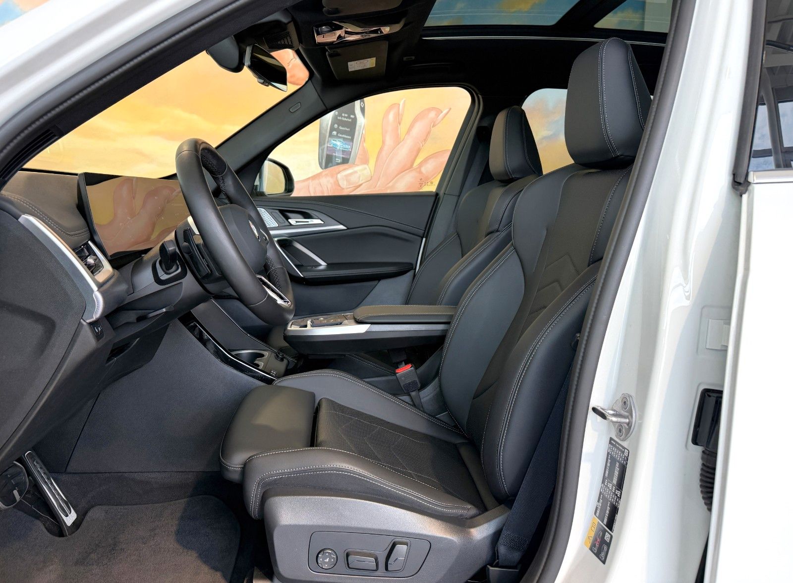 BMW iX1 30 xDr. M SPORT ACC+PANO+AHK+HARM+KOMF+AL foto 3