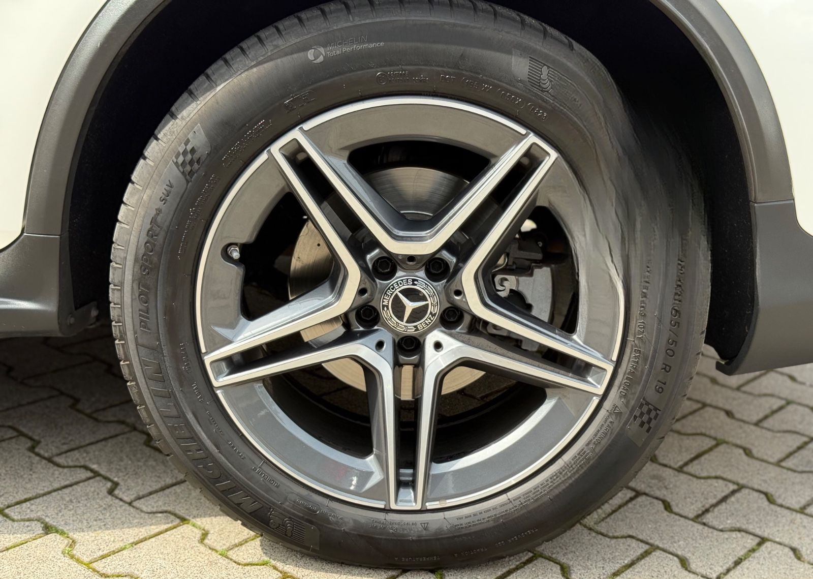 Mercedes-Benz GLC 300 4Matic Coupe*2J-MB.Garantie*AMG*DIGITAL* foto 11