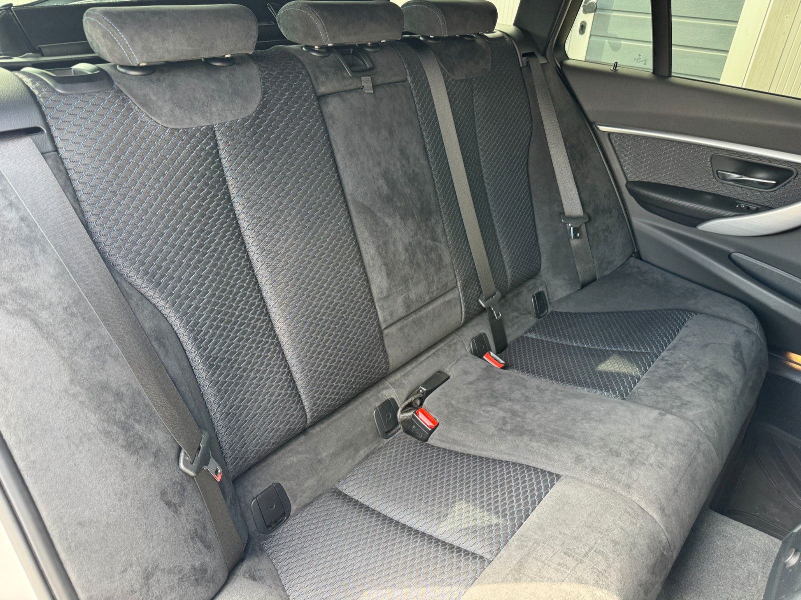 BMW 318 d M Sport Touring/Kamera/Navi/AHK/Voll-His foto 18