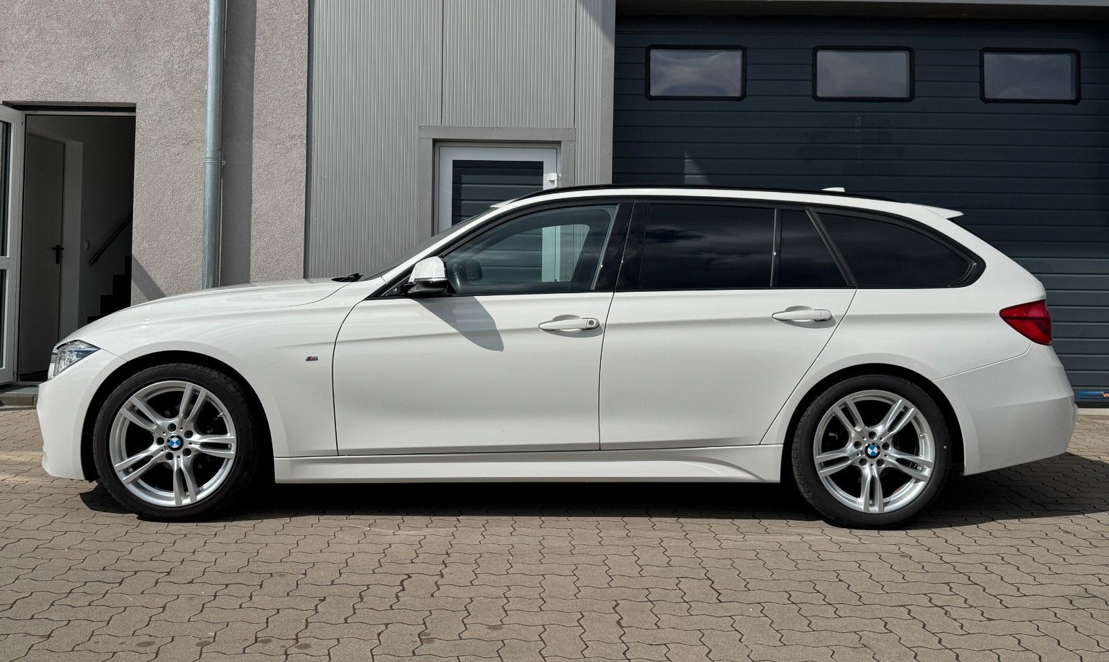 BMW 318 d M Sport Touring/Kamera/Navi/AHK/Voll-His foto 4