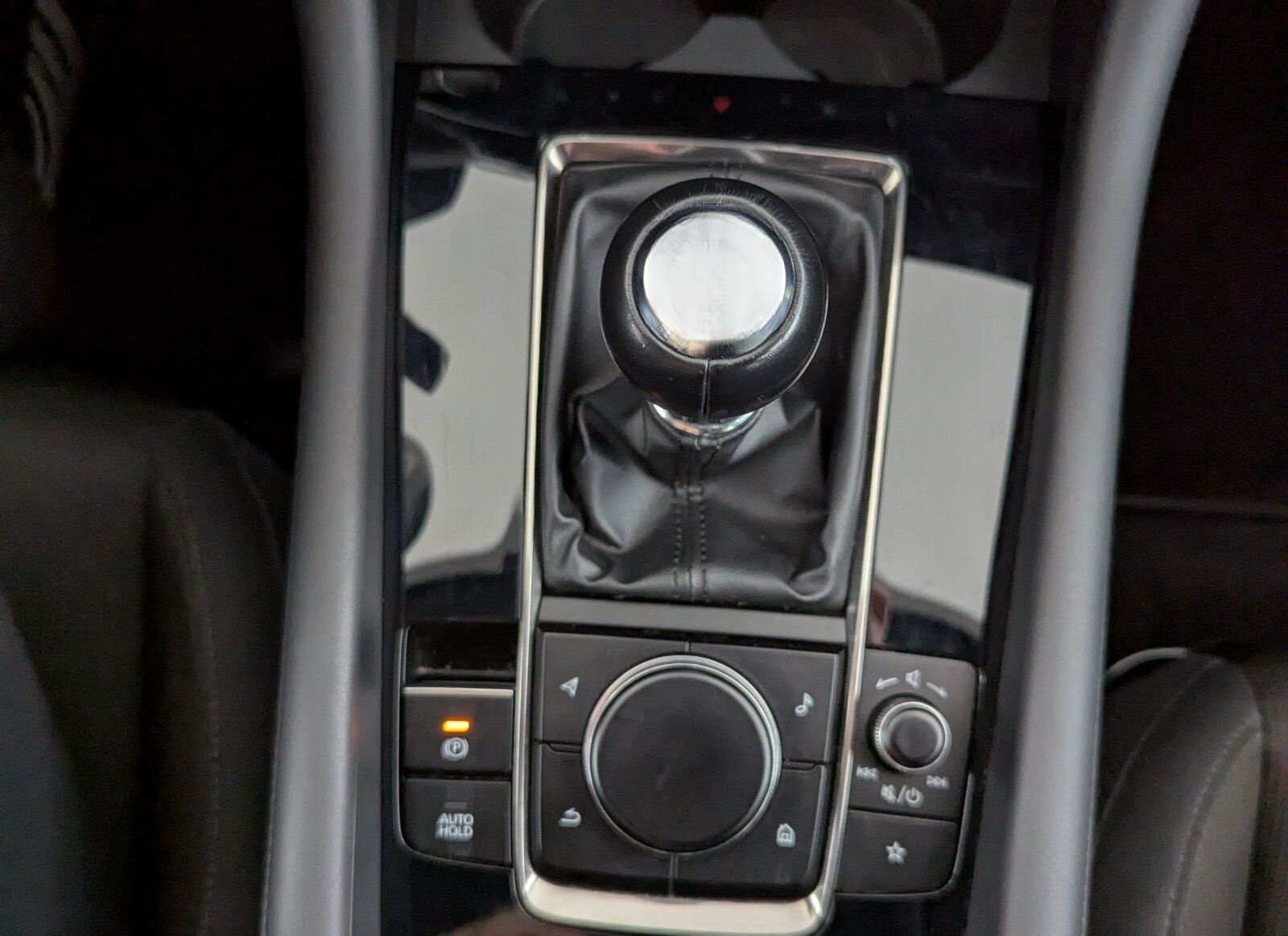 Mazda 3 SKYACTIV-X M-Hybrid Selection LED+NAVI+RFK+SHZ foto 22