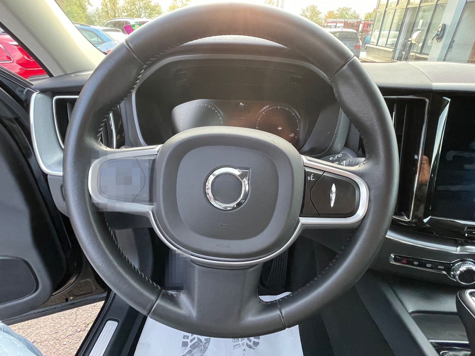 Volvo XC 60 Momentum Leder+Navi+Virtual Cockpit+Lane foto 20