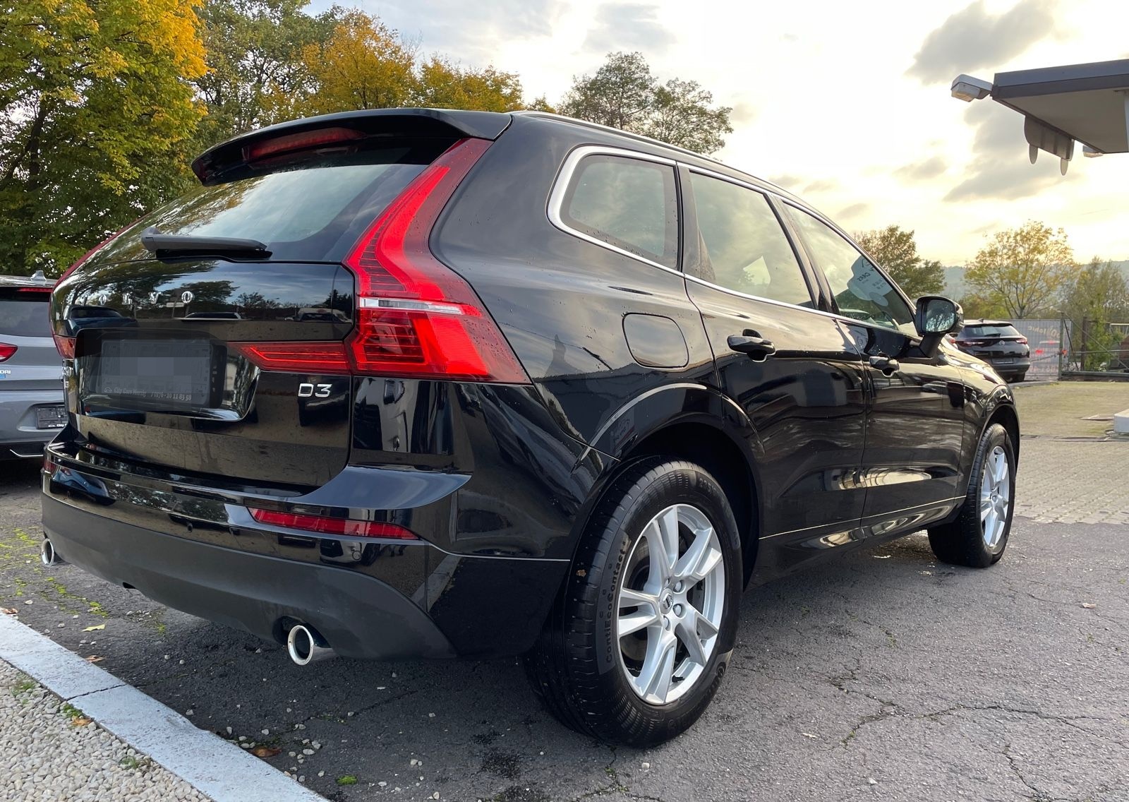 Volvo XC 60 Momentum Leder+Navi+Virtual Cockpit+Lane foto 5