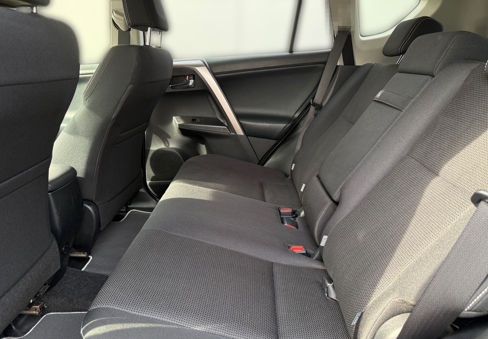 Toyota RAV 4 2,5-l-Hybrid Team Deutschland Auto 4x2 foto 11