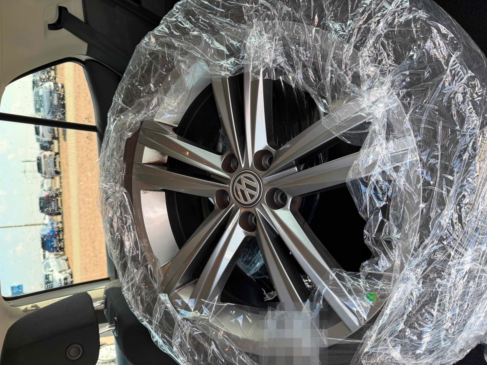 Volkswagen T-Cross 1.0 TSI DSG R-Line LED/DAB/DigCpt/Navi foto 6