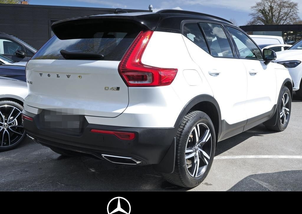 Volvo XC 40 D4 AWD R-DESIGN TEMPO KAMERA PDC SHD SHZ foto 4