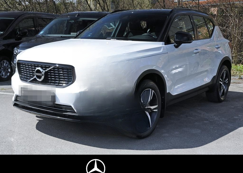 Volvo XC 40 D4 AWD R-DESIGN TEMPO KAMERA PDC SHD SHZ foto 6