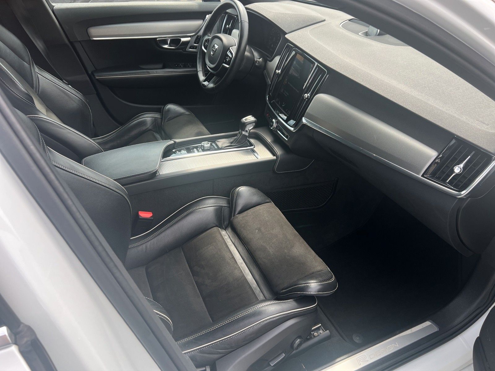 Volvo V90 D5 AWD R-Design Geartronic/AHK/ACC/SitzHZ foto 11