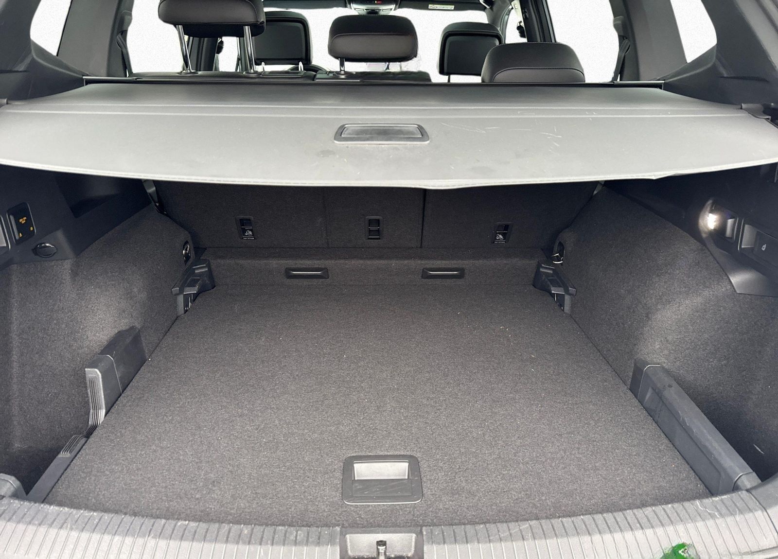 Volkswagen Tiguan Allspace 2.0 TSI R-LINE AHK HUD PANO NAVI foto 10