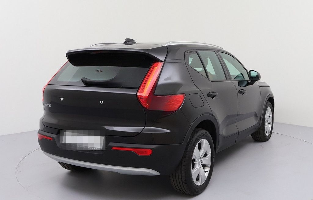 Volvo XC40 D4 AWD Momentum Pro Aut. *Navi*Kamera*H/K*K foto 5