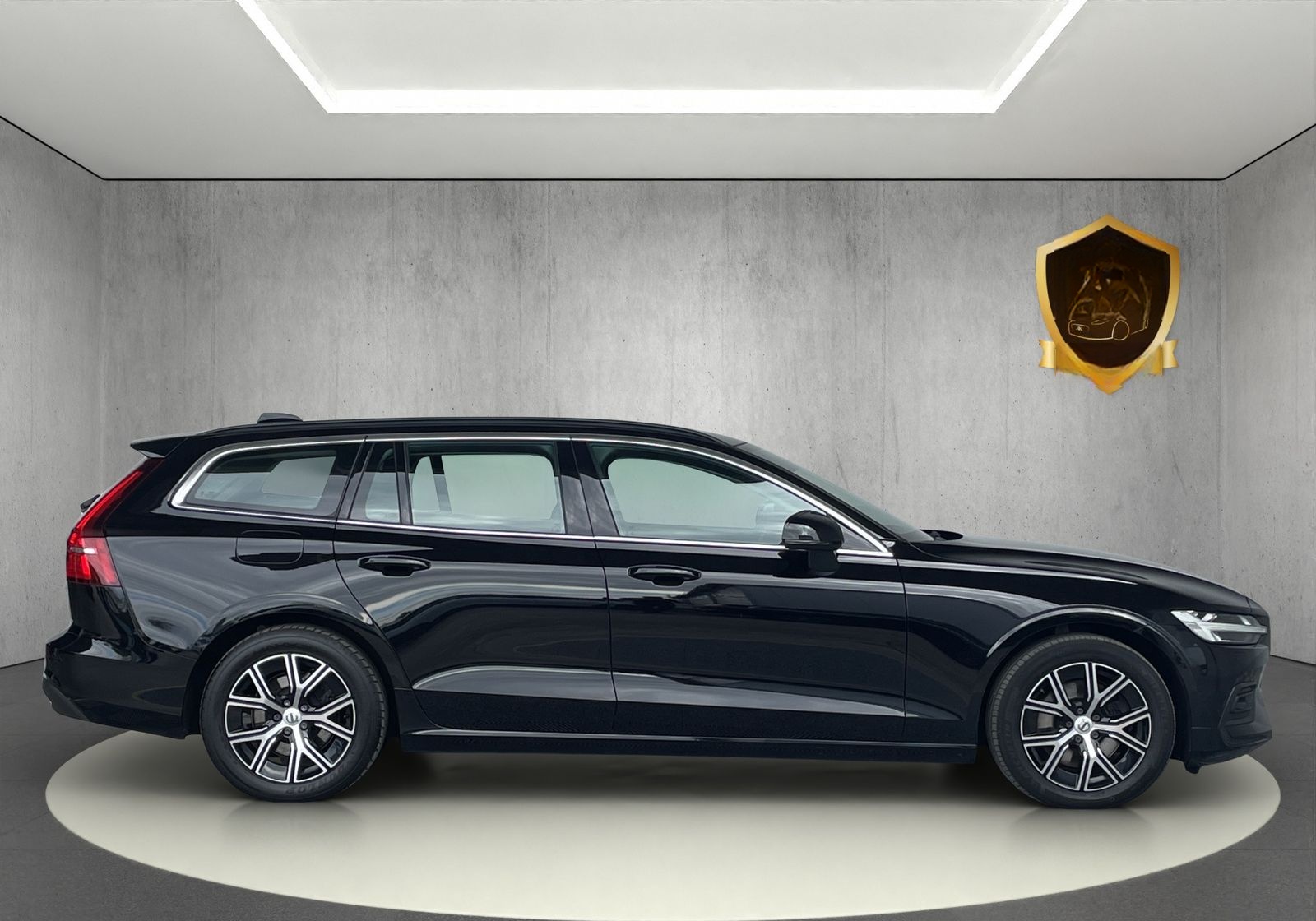 Volvo V60 B4 CORE*AHK*STANDHEIZUNG*LED*NAVI*1.HAND* foto 10