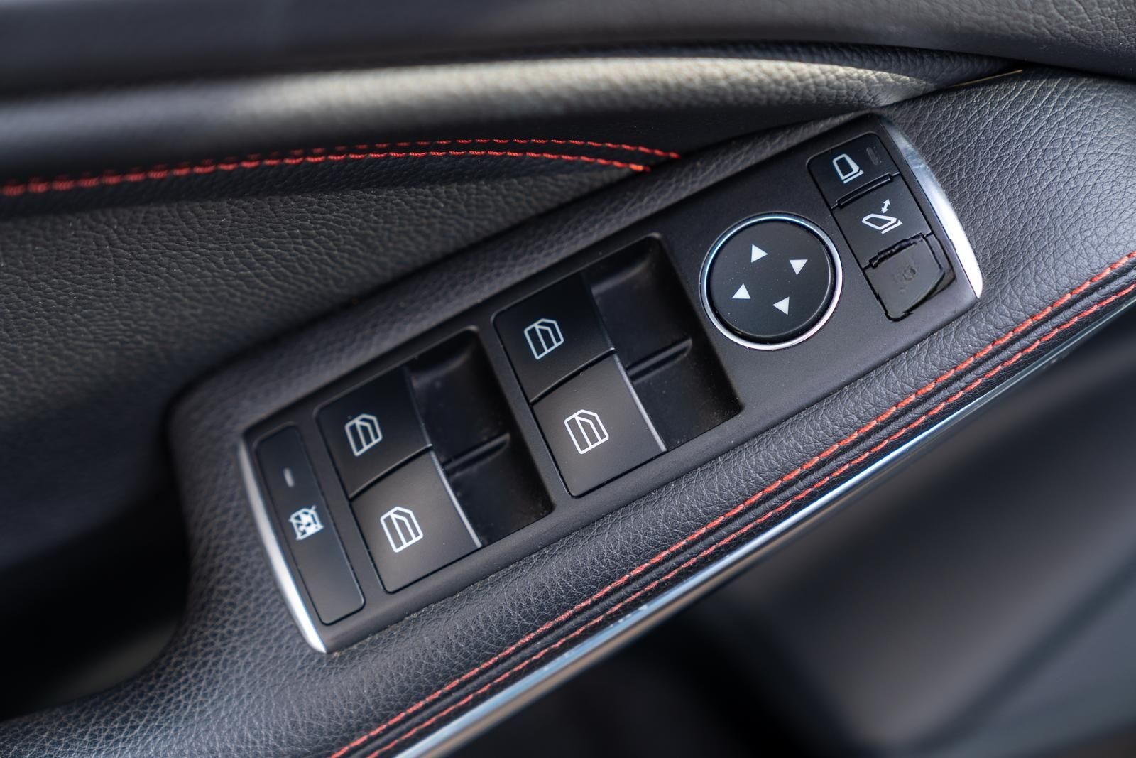 Mercedes-Benz GLA 45 AMG 4M*BI-XENON*NAVI*PANO*KAMERA*H&K* foto 23