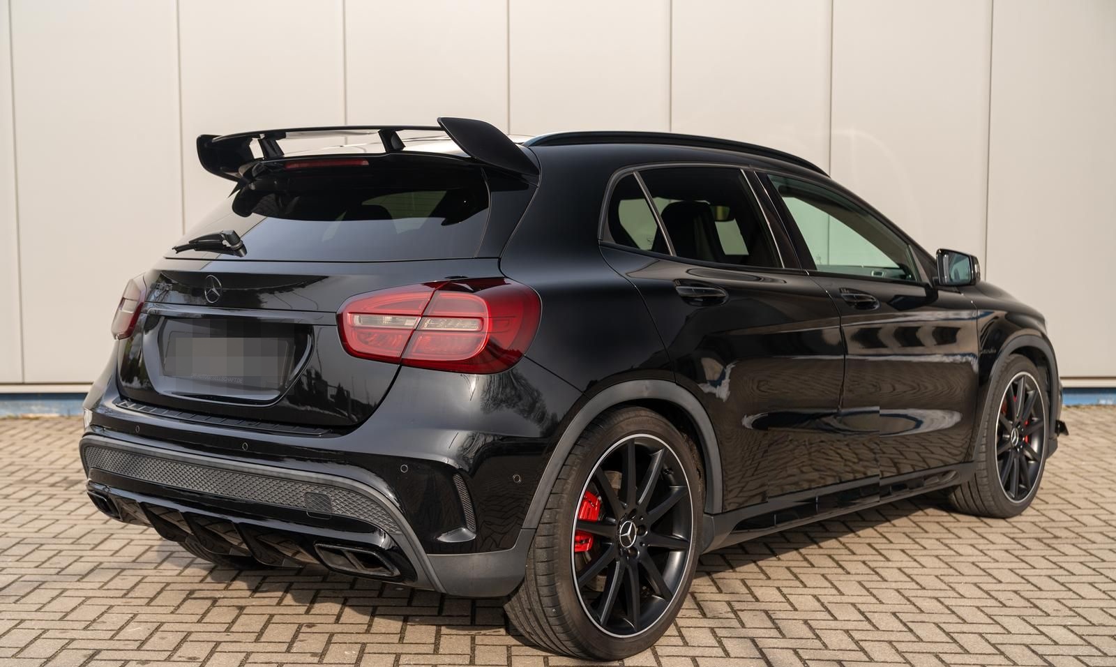 Mercedes-Benz GLA 45 AMG 4M*BI-XENON*NAVI*PANO*KAMERA*H&K* foto 7