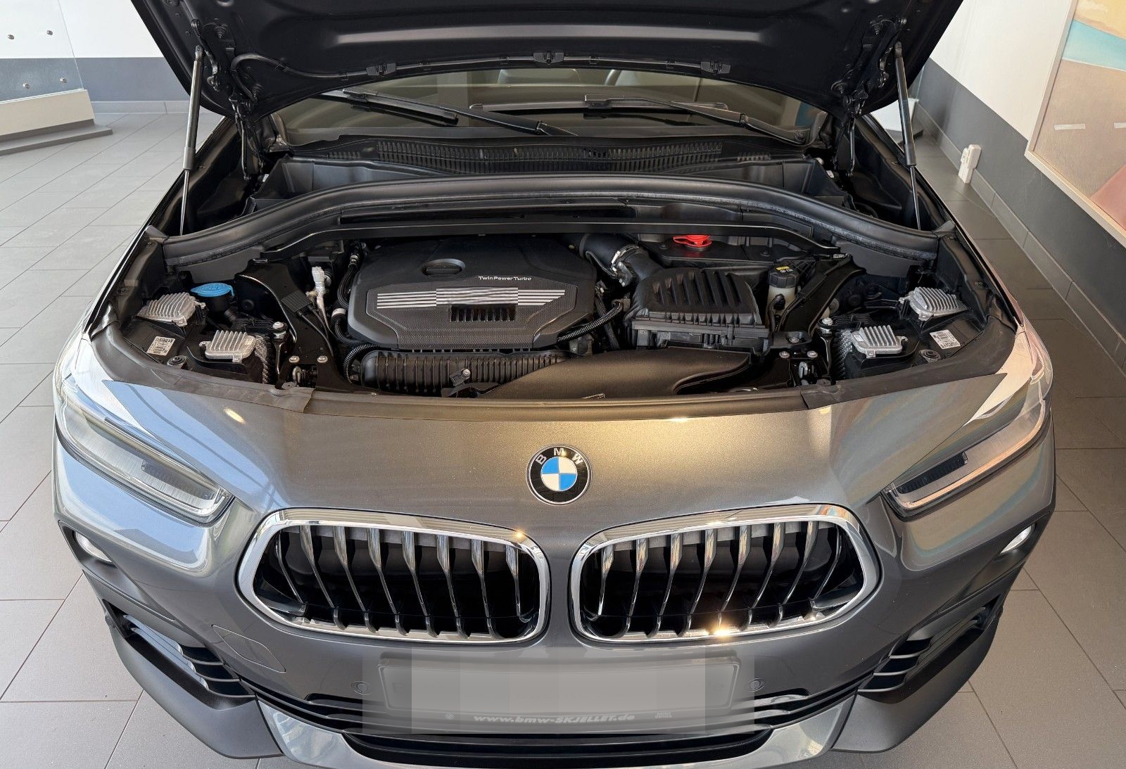 BMW X2 sDr. 20 i Advantage KAM+LED+AHK+HIFI+NAVI+AL foto 12