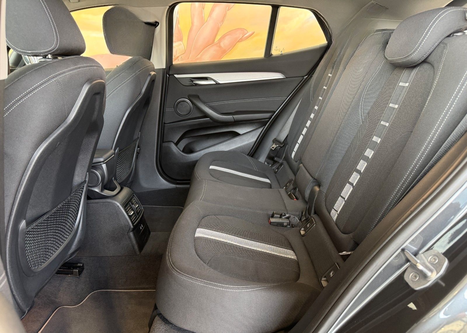 BMW X2 sDr. 20 i Advantage KAM+LED+AHK+HIFI+NAVI+AL foto 9