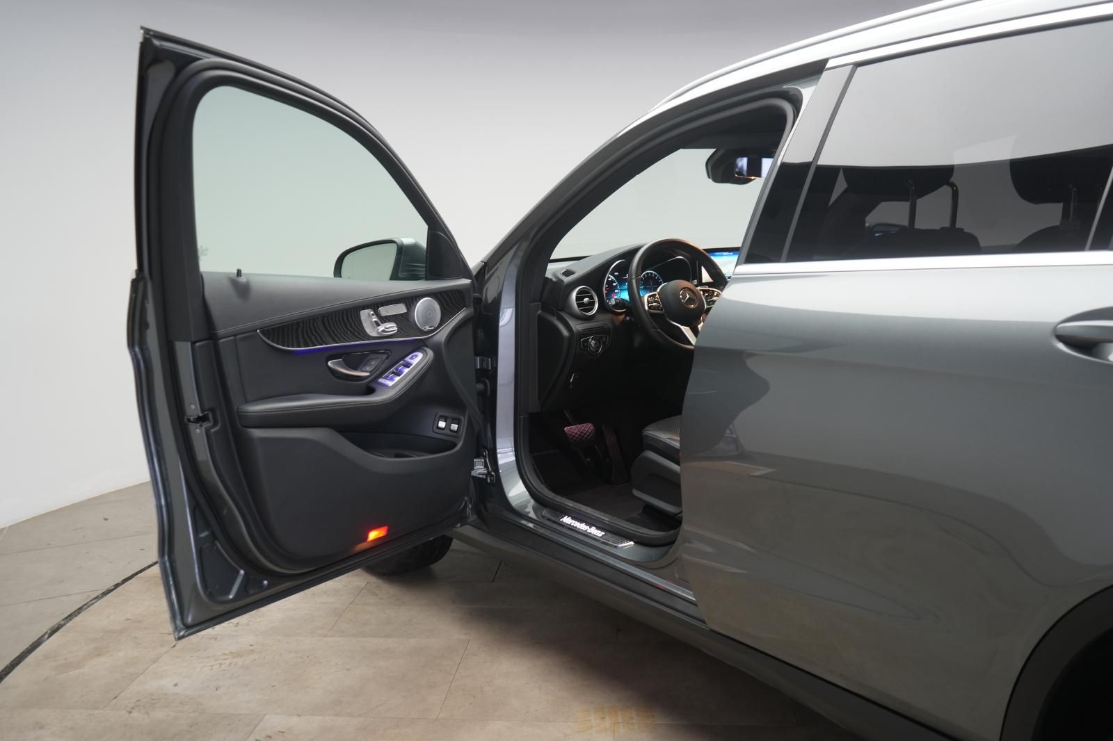 Mercedes-Benz GLC 300 e 4Matic 9G-Tronic Distronic/Kamera/Virt foto 11