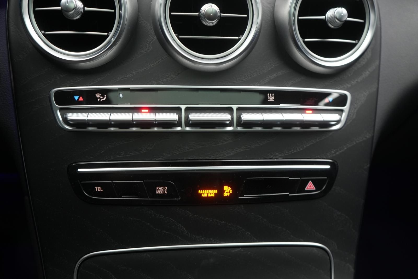 Mercedes-Benz GLC 300 e 4Matic 9G-Tronic Distronic/Kamera/Virt foto 17