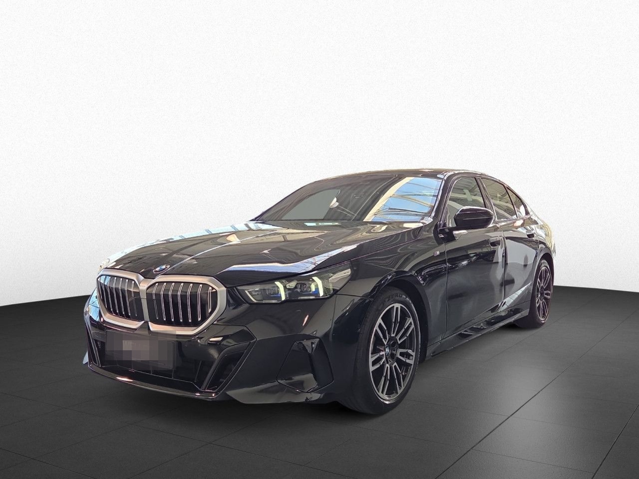 BMW 520d M SPORT AdLED DA+ KomfSitze SHZ Kamera 19" foto 2