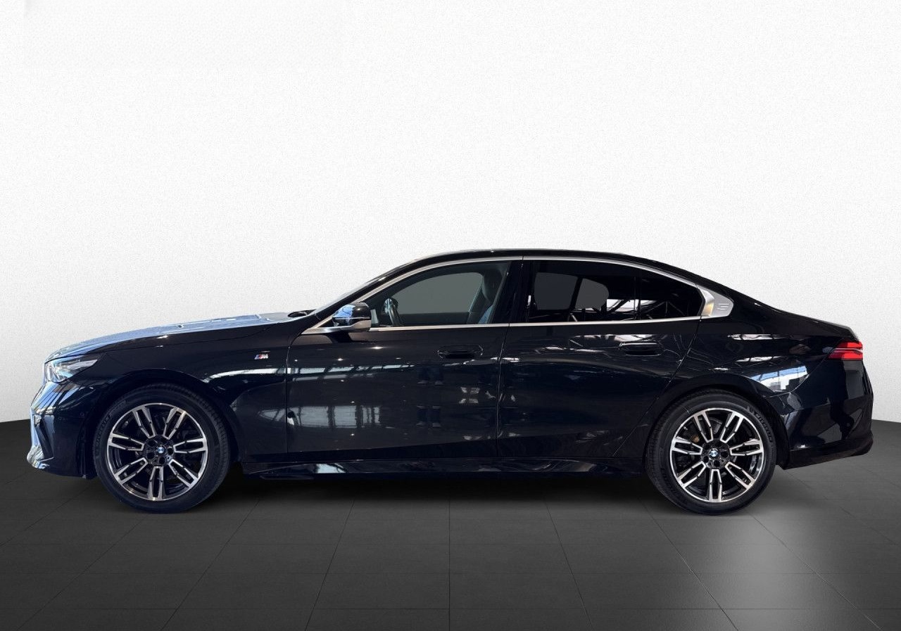 BMW 520d M SPORT AdLED DA+ KomfSitze SHZ Kamera 19" foto 9
