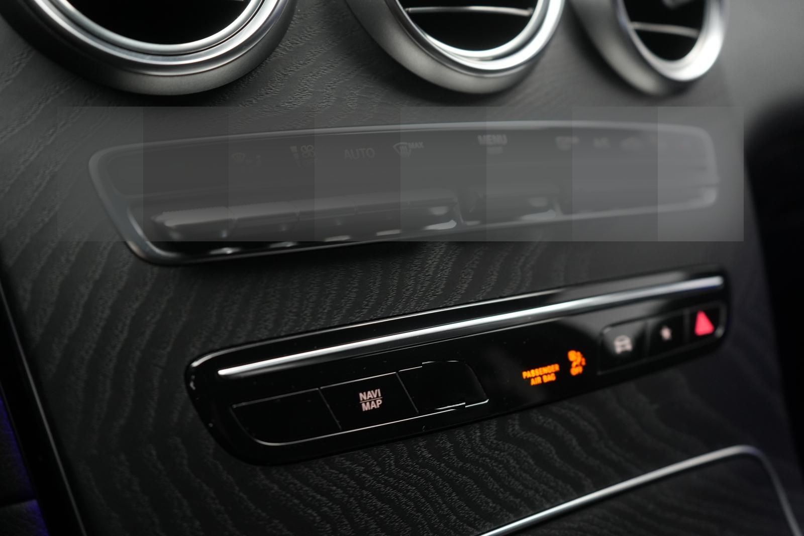 Mercedes-Benz GLC 300 d 4Matic 9G-Tronic AMG Distronic/Kamera/ foto 20