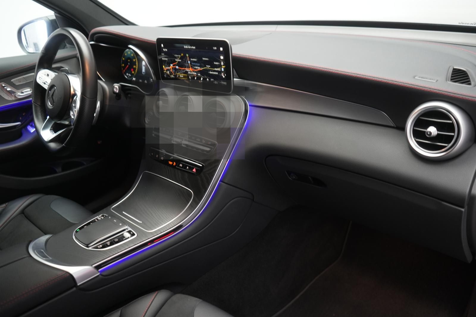 Mercedes-Benz GLC 300 d 4Matic 9G-Tronic AMG Distronic/Kamera/ foto 7