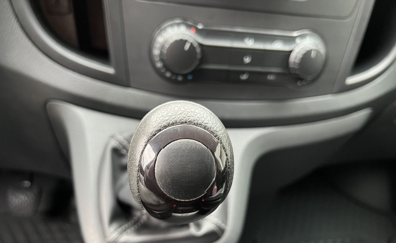 Mercedes-Benz Vito 110 CDI Lang KLIMA*RFK*REGAL-EINBAU*1.HAND* foto 18