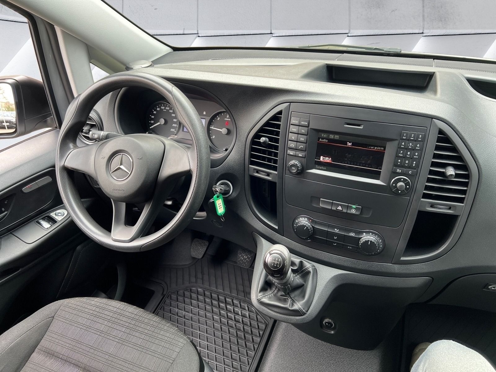 Mercedes-Benz Vito 110 CDI Lang KLIMA*RFK*REGAL-EINBAU*1.HAND* foto 10