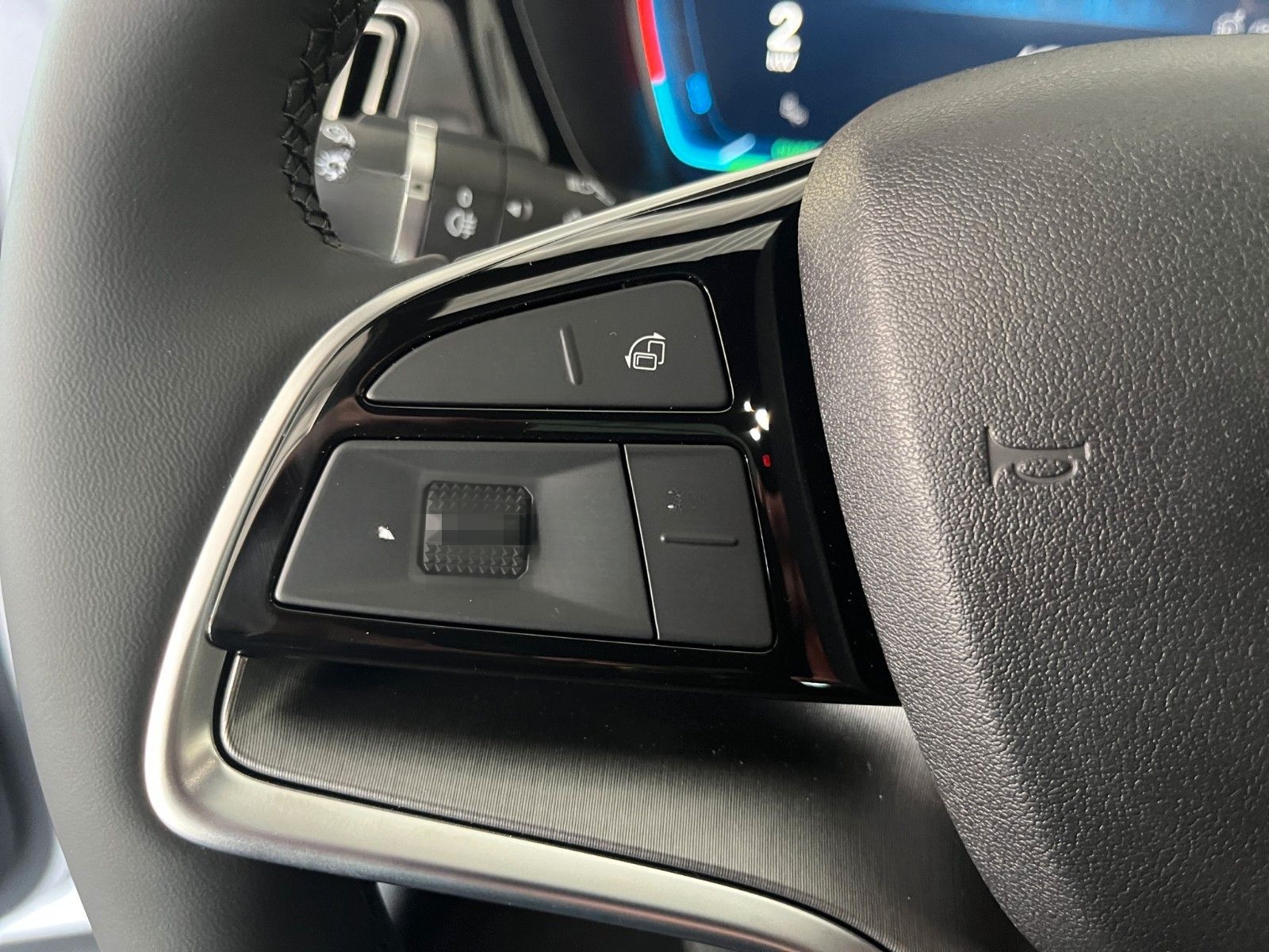 BYD SEAL U DM-i Design AWD /360°/HUD/SHZ/PANO-DA foto 16