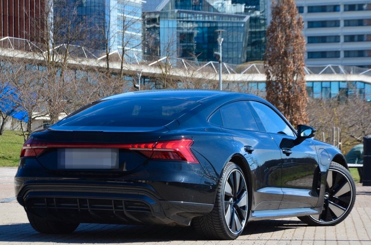 Audi quattro / Luftfederung / Laserlicht / B&O /PANO foto 10