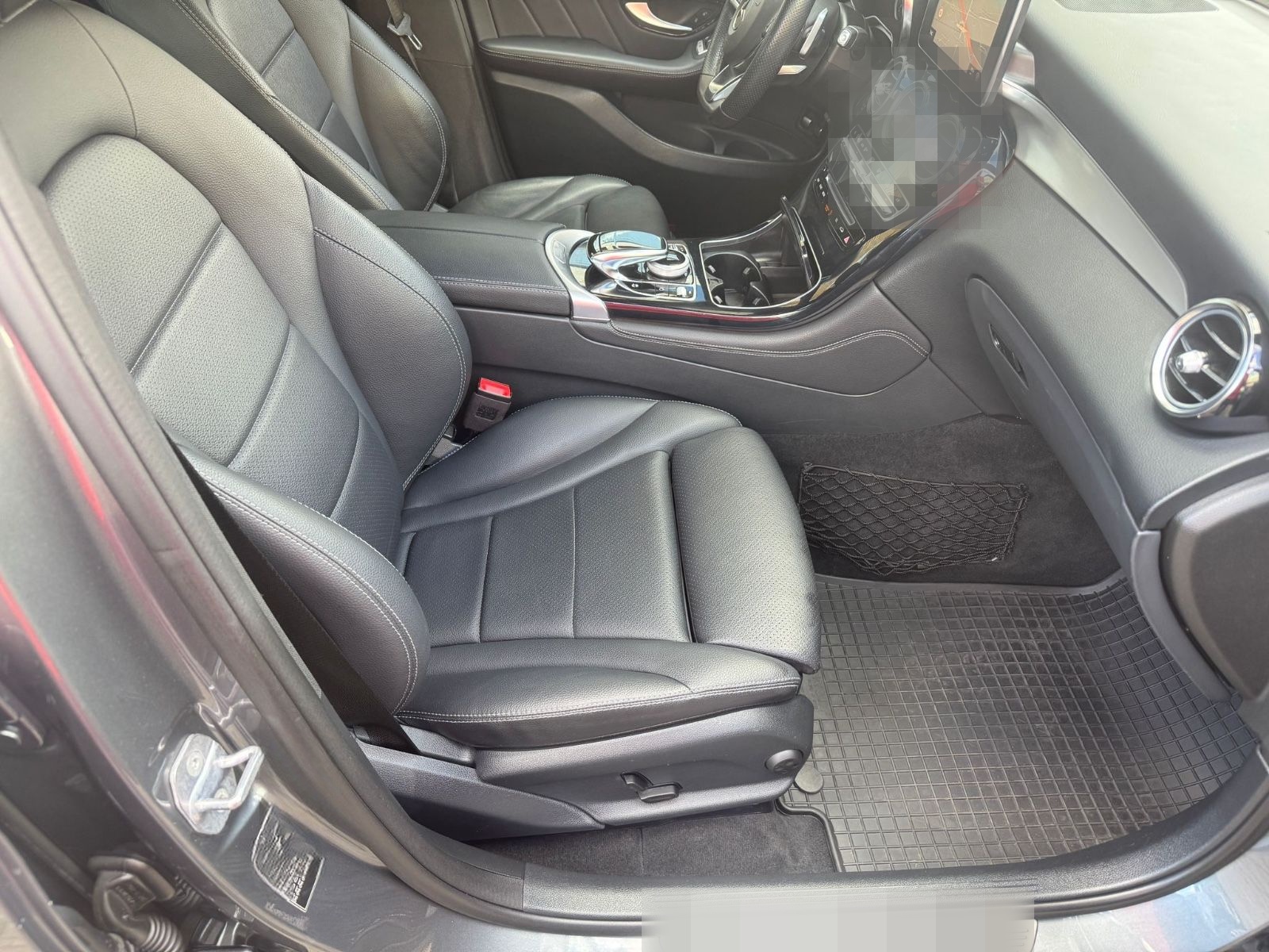 Mercedes-Benz GLC 350 d 4Matic Coupé AMG AHK foto 12