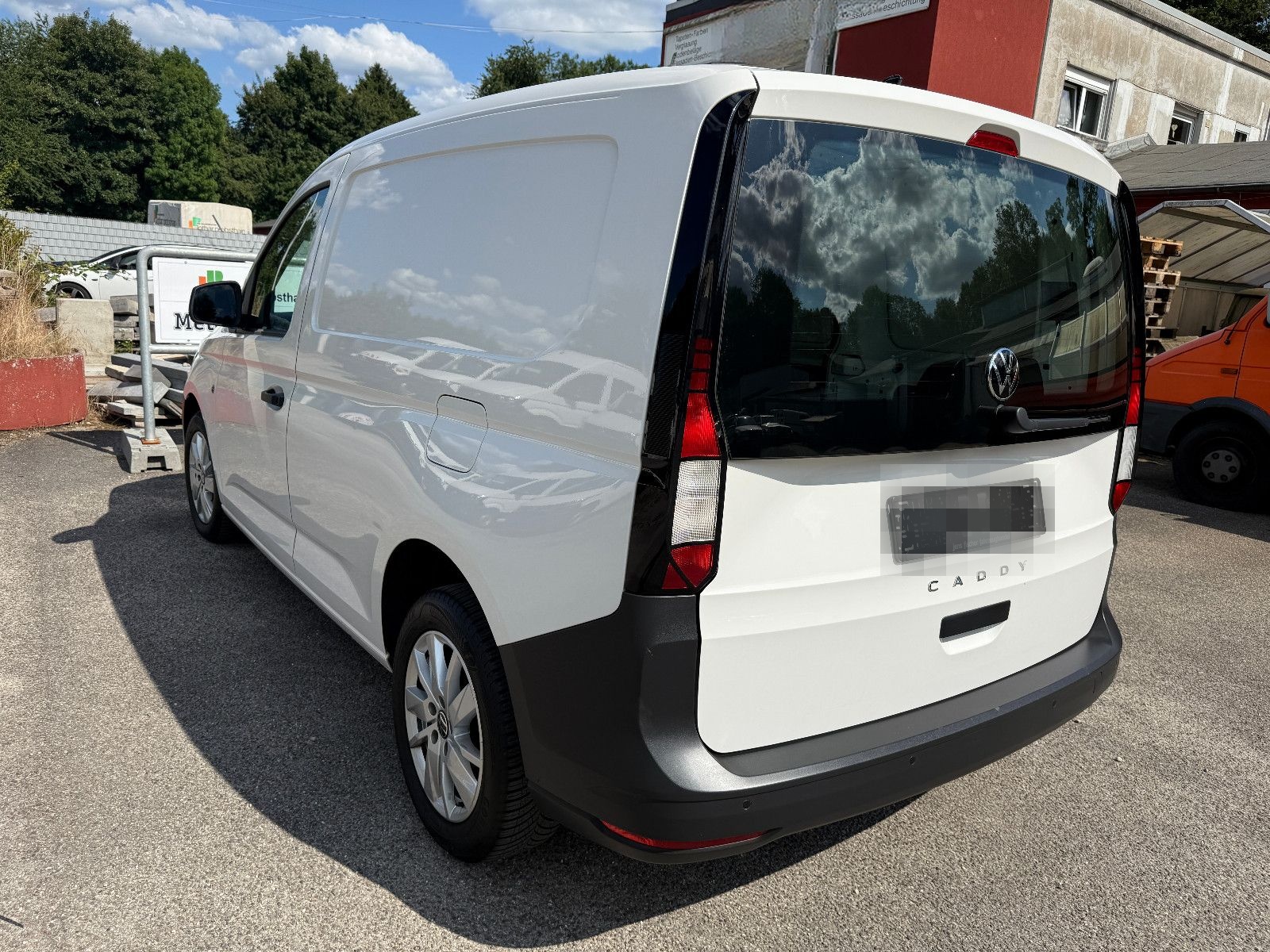 Volkswagen Caddy Cargo + 1. Hand + Sortimo + Navi + foto 7