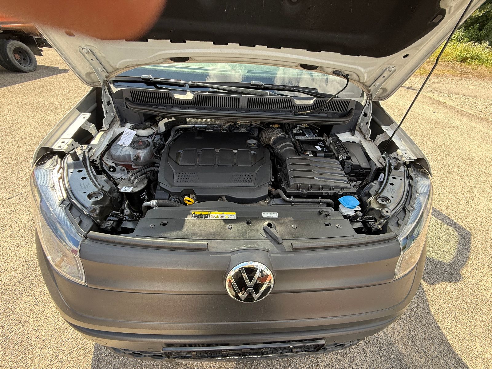 Volkswagen Caddy Cargo + 1. Hand + Sortimo + Navi + foto 10