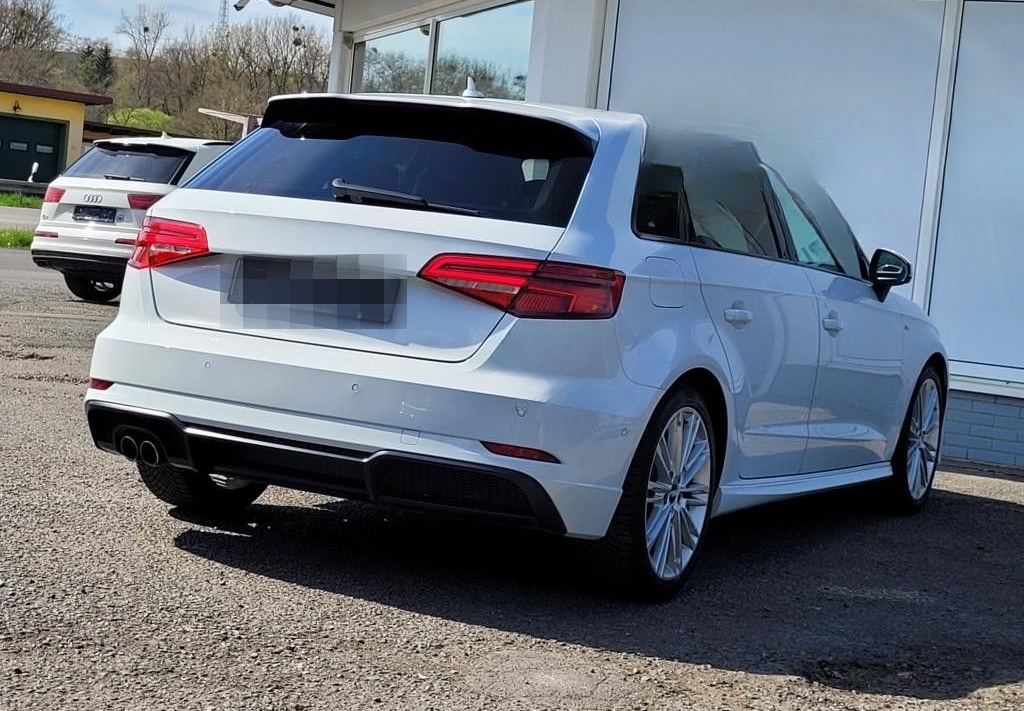 Audi A3 SB 1.4TFSI S Line BLACK >LED+TEMP+PARKASS+18" foto 6