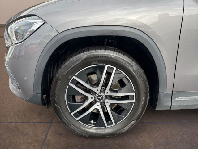 Mercedes-Benz GLA 220 d 4Matic Progressive MATRIX-LED NAVI ACC foto 8