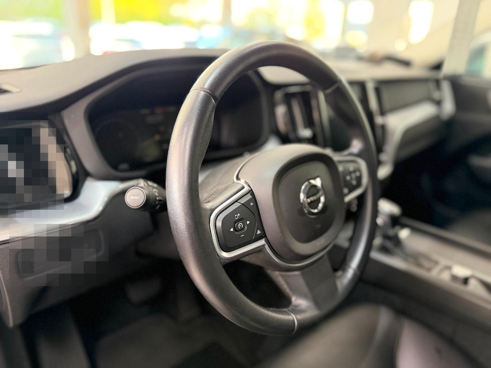 Volvo XC60 Momentum T5 2.Hand|Vollleder|Kamera|LED foto 18